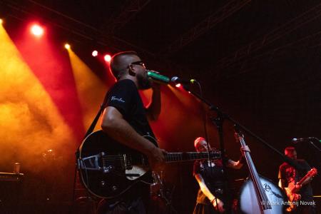 Sreda, 14. avgust (49)